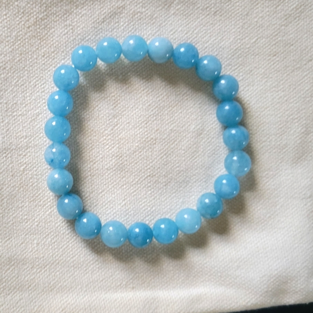 Desert Rose NWT 8mm Aquamarine Stretch Bracelet - Picture 4 of 8